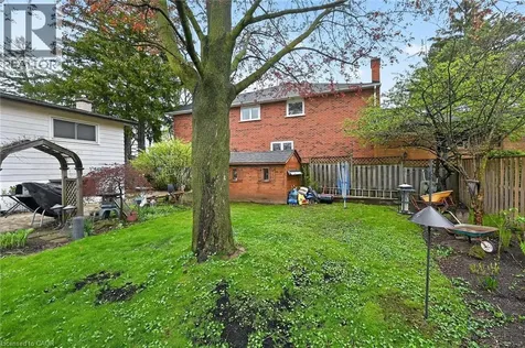 582 Woodview Road Burlington ON L7N 3A1