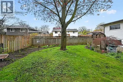 582 Woodview Road Burlington ON L7N 3A1