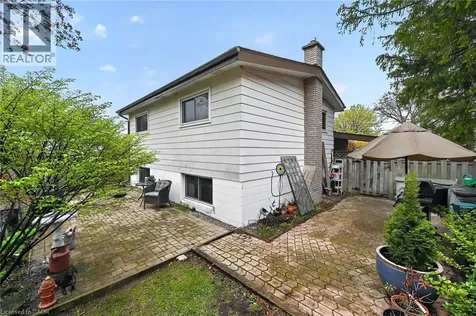 582 Woodview Road Burlington ON L7N 3A1