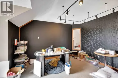 174 Stanley Street Brantford ON N3S 6P8