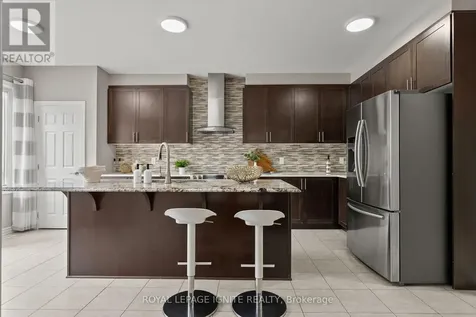 96 Damselfly Way Ottawa ON K2J 6C4