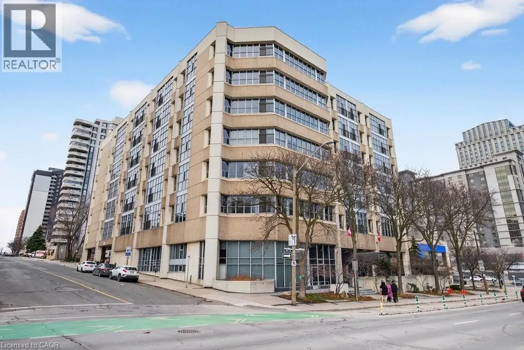 120 Jackson Street West Hamilton ON L8P 0A4