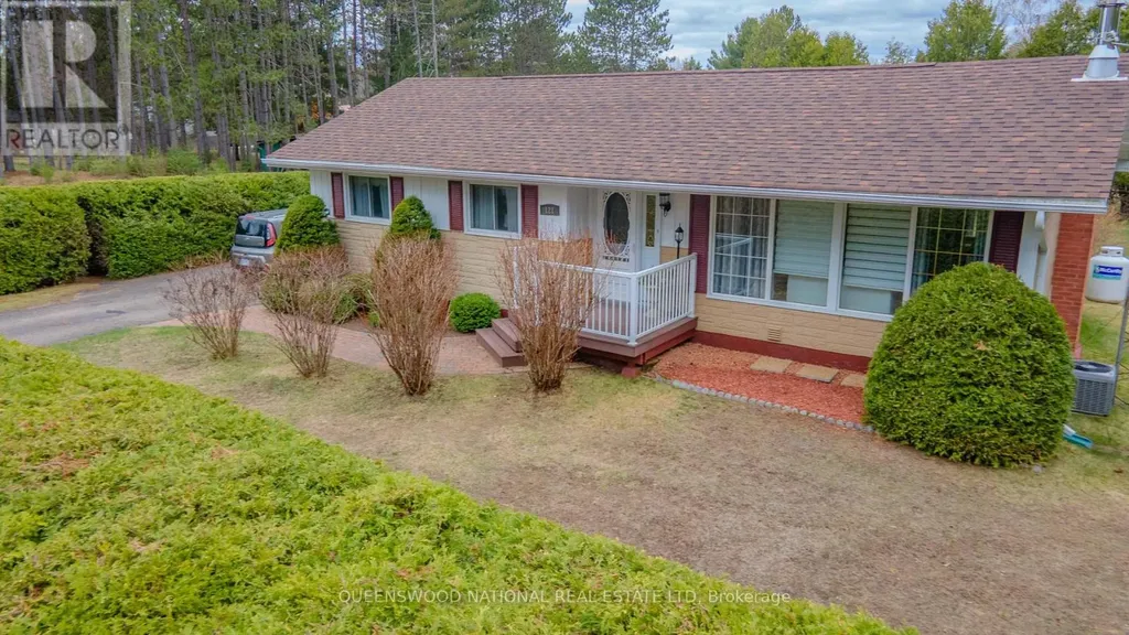 121 Sandhill Drive Madawaska Valley ON K0J 1B0