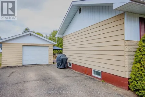 121 Sandhill Drive Madawaska Valley ON K0J 1B0