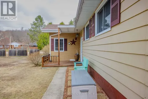 121 Sandhill Drive Madawaska Valley ON K0J 1B0