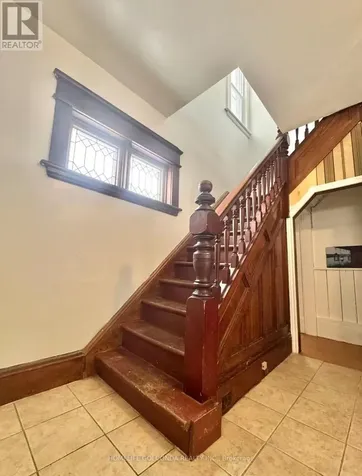 109 Elgin Street Orillia ON L3V 1S6
