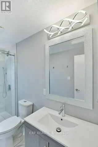 369 Lafontaine Avenue Ottawa ON K1L 6X9