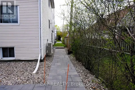 369 Lafontaine Avenue Ottawa ON K1L 6X9