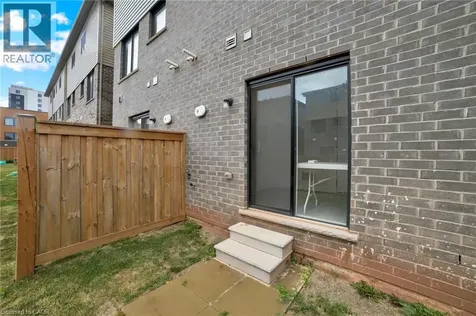 29 Radison Lane Hamilton ON L8H 0B5