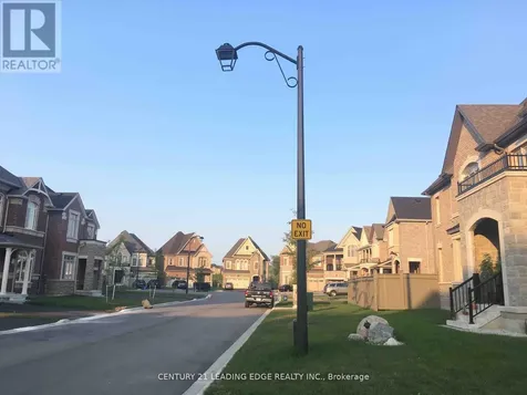 23 Boland Court Aurora ON L4G 0W6