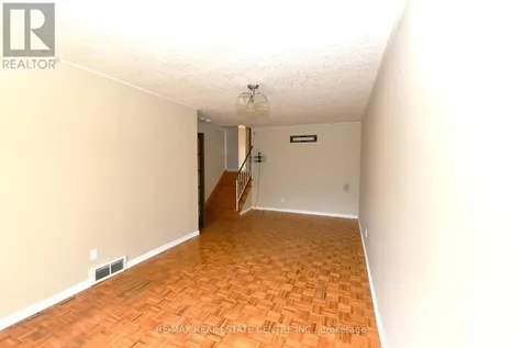110 Silverspring Crescent Kitchener ON N2M 4P4