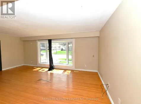 110 Silverspring Crescent Kitchener ON N2M 4P4