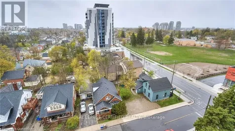160 King Street North Waterloo ON N2J 2Y2