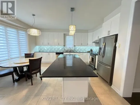 24 Palmeto Court Ottawa ON K2S 0X2