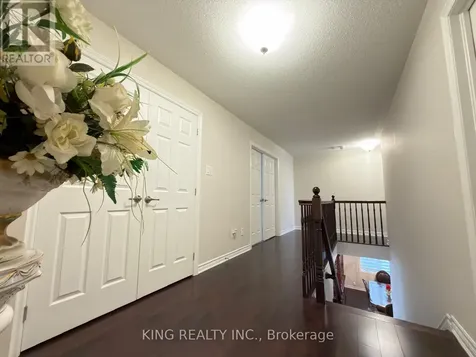 24 Palmeto Court Ottawa ON K2S 0X2