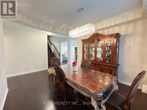 24 Palmeto Court Ottawa ON K2S 0X2