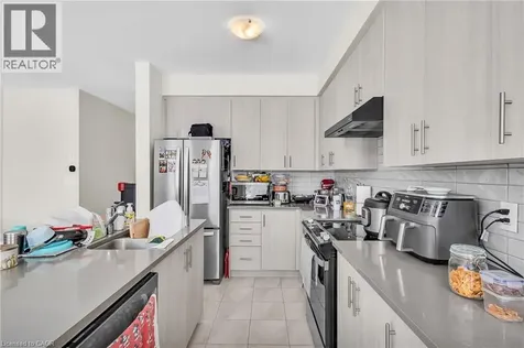 12 Blackberry Lane Thorold ON L3B 0L3