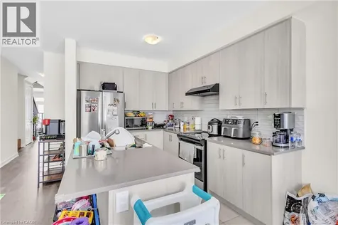 12 Blackberry Lane Thorold ON L3B 0L3