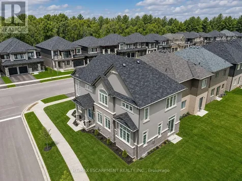 16 Stauffer Road Brantford ON N3V 0B2