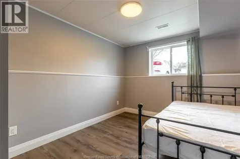 1044 Lena Avenue Windsor ON N9C 3K4