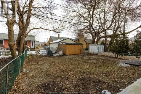 1044 Lena Avenue Windsor ON N9C 3K4