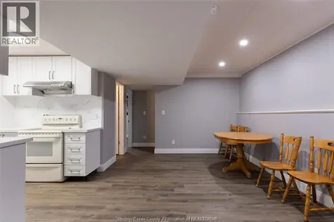 1044 Lena Avenue Windsor ON N9C 3K4