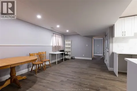 1044 Lena Avenue Windsor ON N9C 3K4