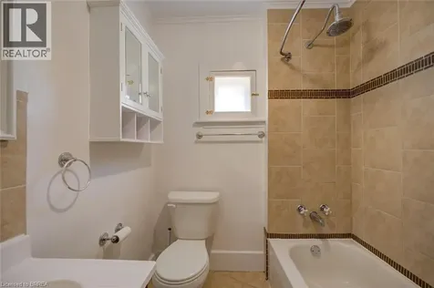 27 Edwin Street Brantford ON N3T 4B8