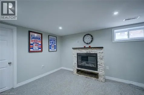 27 Edwin Street Brantford ON N3T 4B8