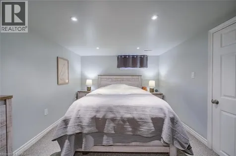27 Edwin Street Brantford ON N3T 4B8