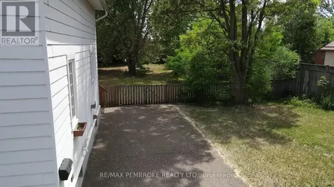 566 Perth Street Pembroke ON K8A 6B6