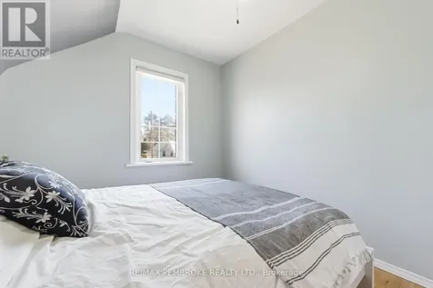 566 Perth Street Pembroke ON K8A 6B6
