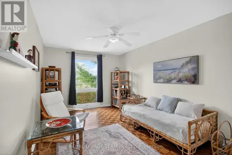 136 James Cummings Avenue Ottawa ON K2H 8E1