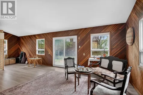136 James Cummings Avenue Ottawa ON K2H 8E1