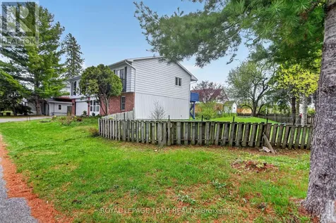 136 James Cummings Avenue Ottawa ON K2H 8E1