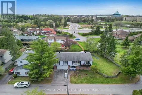 136 James Cummings Avenue Ottawa ON K2H 8E1