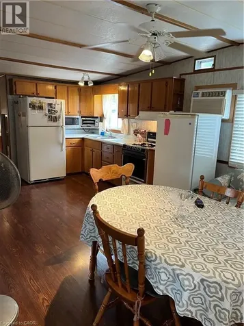 2073 Friendly Boulevard Belwood ON N1M 2W5