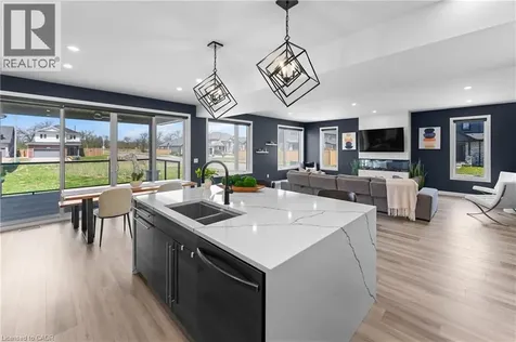 7365 Jonathan Drive Niagara Falls ON L2H 3T3