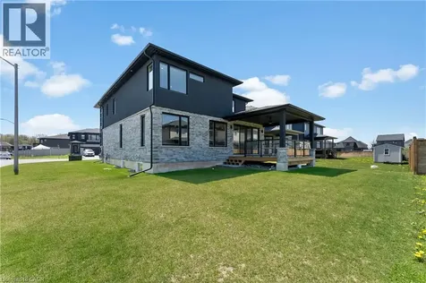 7365 Jonathan Drive Niagara Falls ON L2H 3T3