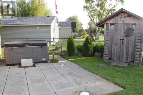 3 Wilcox Drive Haldimand ON N0A 1L0