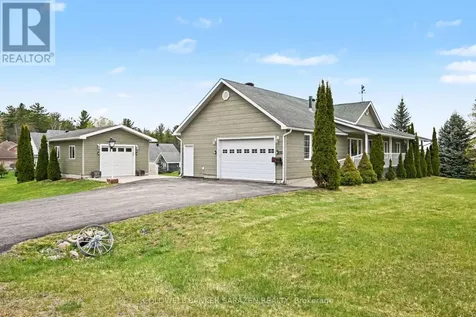 162 Erindale Avenue Renfrew ON K7V 4M2
