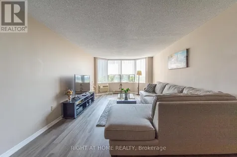 35 Green Valley Drive Kitchener ON N2P 2A5