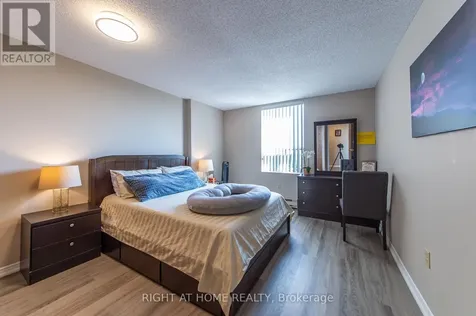 35 Green Valley Drive Kitchener ON N2P 2A5