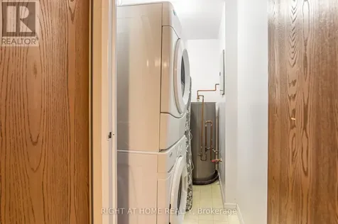 35 Green Valley Drive Kitchener ON N2P 2A5