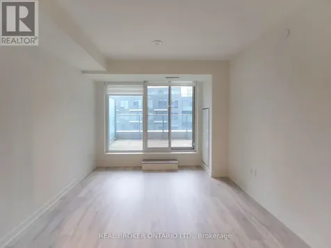8 Olympic Garden Drive Toronto (newtonbrook East) ON M2M 4E7