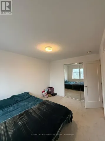 402 Parnian Pvt Private Ottawa ON K2J 7K5