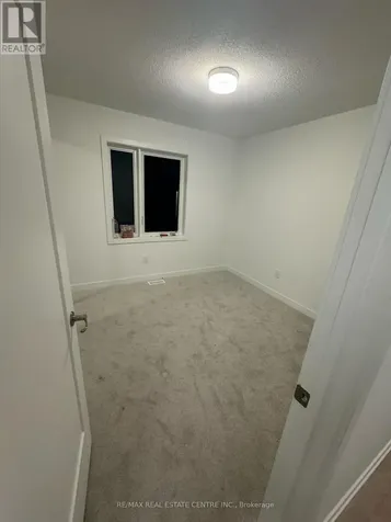 402 Parnian Pvt Private Ottawa ON K2J 7K5
