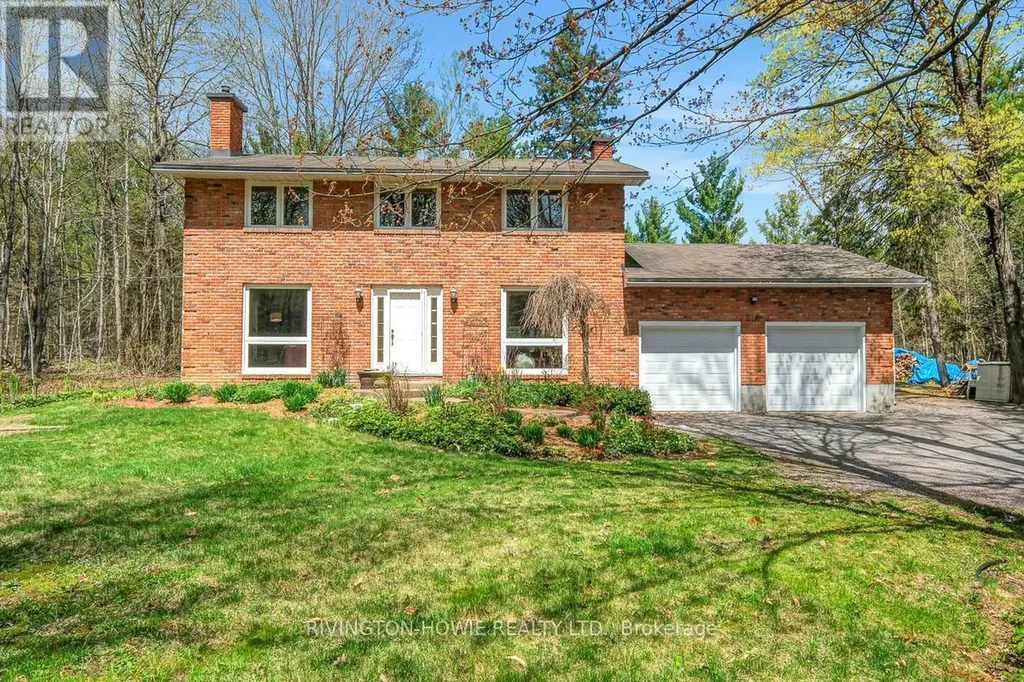 104 Tall Forest Drive Ottawa ON K0A 1L0