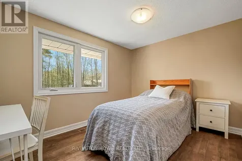 104 Tall Forest Drive Ottawa ON K0A 1L0