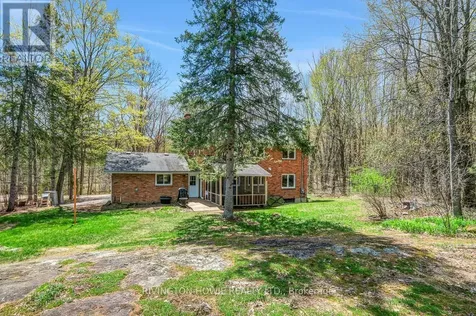 104 Tall Forest Drive Ottawa ON K0A 1L0